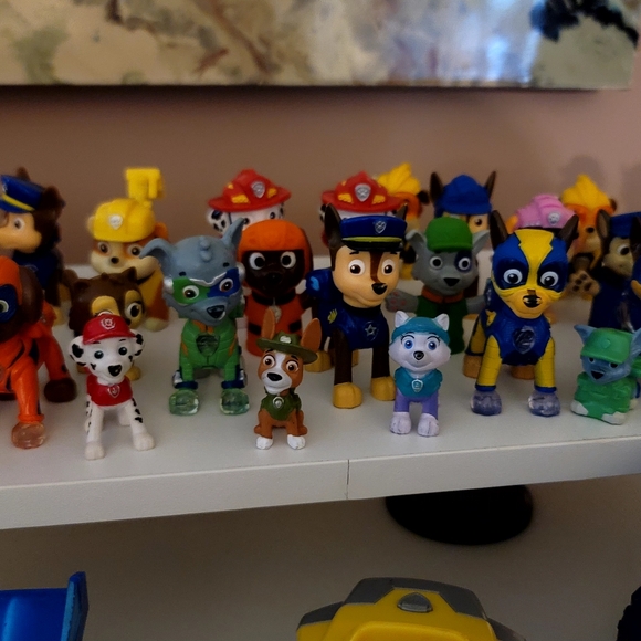 Massive Collection of Paw Patrol Cars & Figures | Ultimate Paw Patrol Toy - Picture 4 of 8